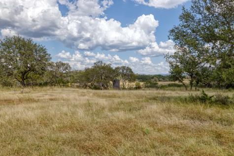 2554 County Road 380 Barksdale TX 78828