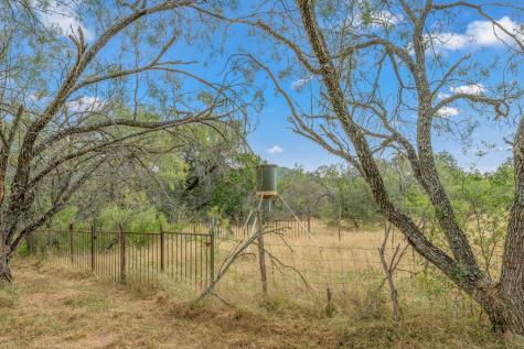 677 Kahn Drive Rio Frio TX 78879