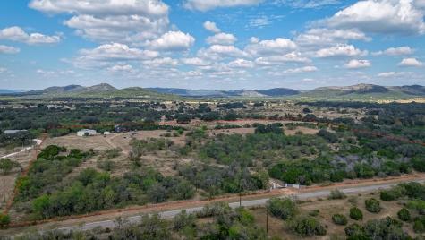 677 Kahn Drive Rio Frio TX 78879