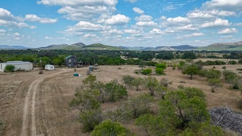 677 Kahn Drive Rio Frio TX 78879
