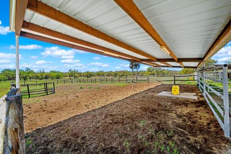 1379 Barker-rogers Road Harper TX 78631