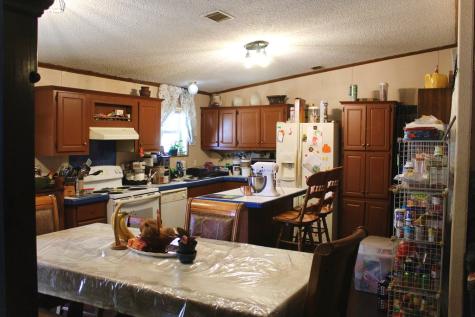 190 Leigh Circle Mountain Home TX 78058