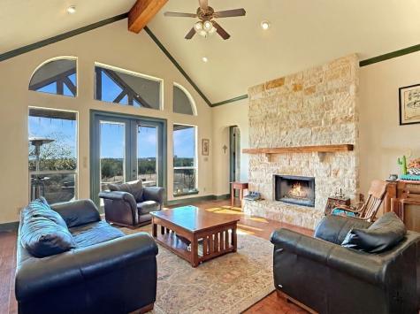 425 Youngblood Trail Mountain Home TX 78058