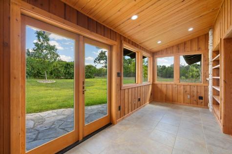 722 Lacey Oak Parkway Kerrville TX 78028