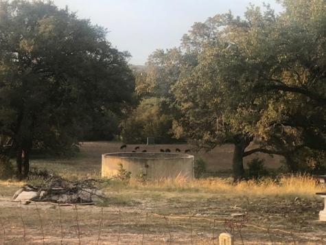933 Quarry Road London TX 76854