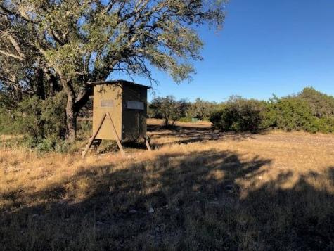 933 Quarry Road London TX 76854
