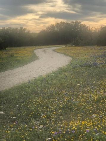 933 Quarry Road London TX 76854