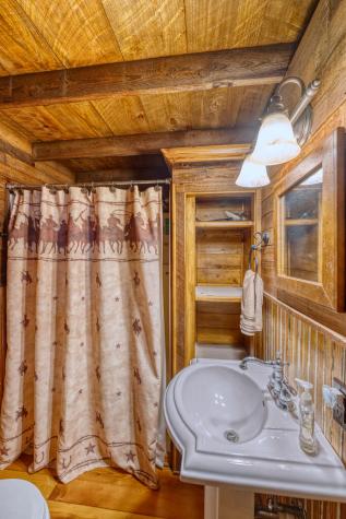 2242 Patterson Creek Road Leakey TX 78873