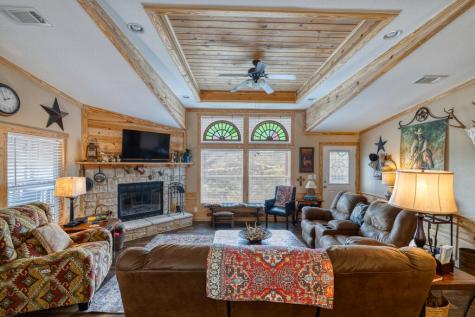 2242 Patterson Creek Road Leakey TX 78873