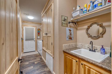 2242 Patterson Creek Road Leakey TX 78873
