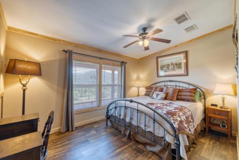 2242 Patterson Creek Road Leakey TX 78873