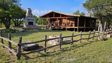 11695 County Road 350 Barksdale TX 78828