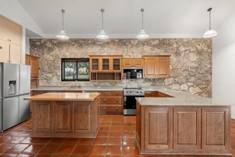 2000 Calcote Road Kerrville TX 78028