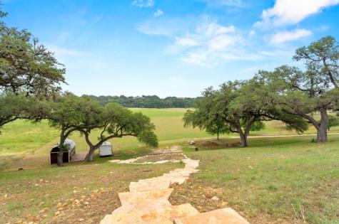 228 Lucky Ridge Bandera TX 78003