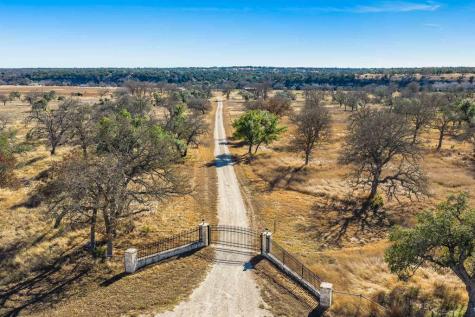 19415 Fm 2093 Harper TX 78631