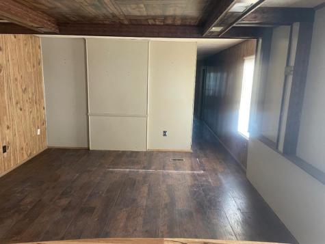 19831 Rr 337 Camp Wood TX 78833