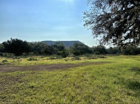 622 A&b County Road 353 Barksdale TX 78828