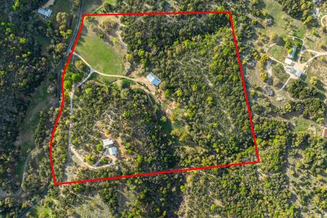 1994 Bear Creek Road Kerrville TX 78028
