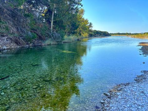 622 A County Road 353 Barksdale TX 78828