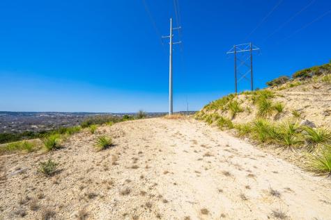 0000 Holdsworth Drive Kerrville TX 78028