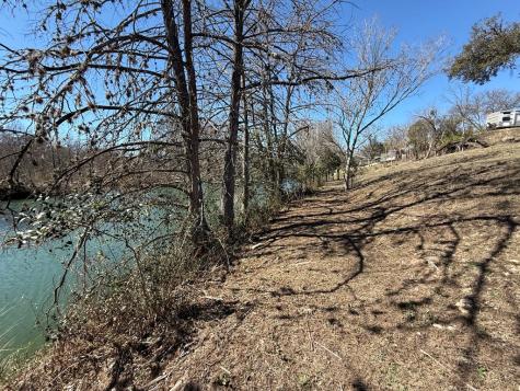 3147/49 Riverside Drive Kerrville TX 78028