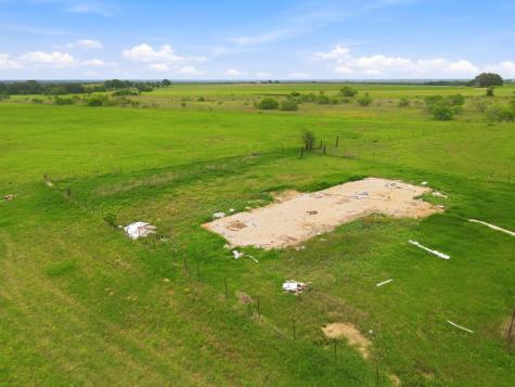 4488 Highway 97 Floresville TX 78114