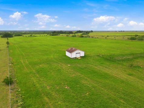 4488 Highway 97 Floresville TX 78114