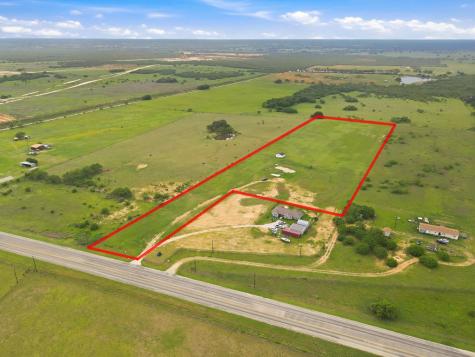 4488 Highway 97 Floresville TX 78114
