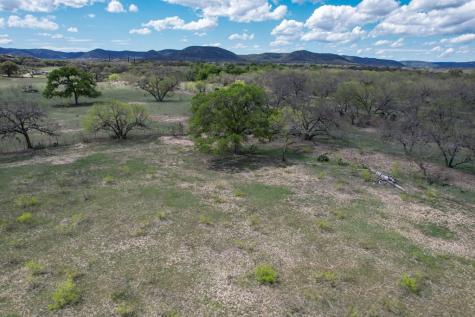 254 Possum Haw Holly Trail Leakey TX 78873