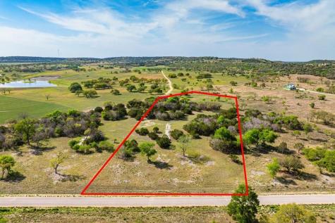 185 Coldwater Drive Center Point TX 78010