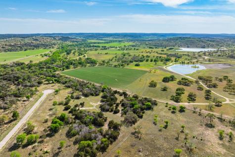 185 Coldwater Drive Center Point TX 78010