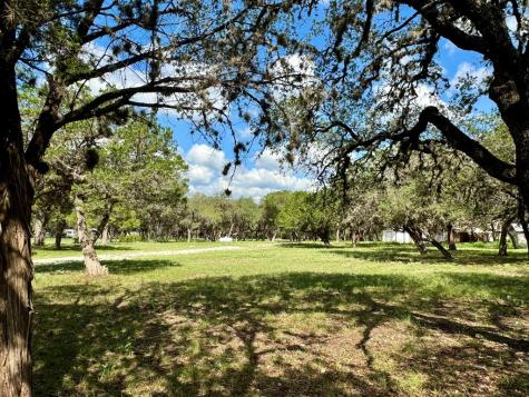101 Patterson Road Leakey TX 78873