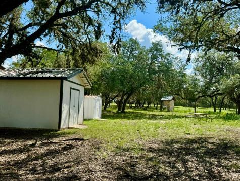 101 Patterson Road Leakey TX 78873