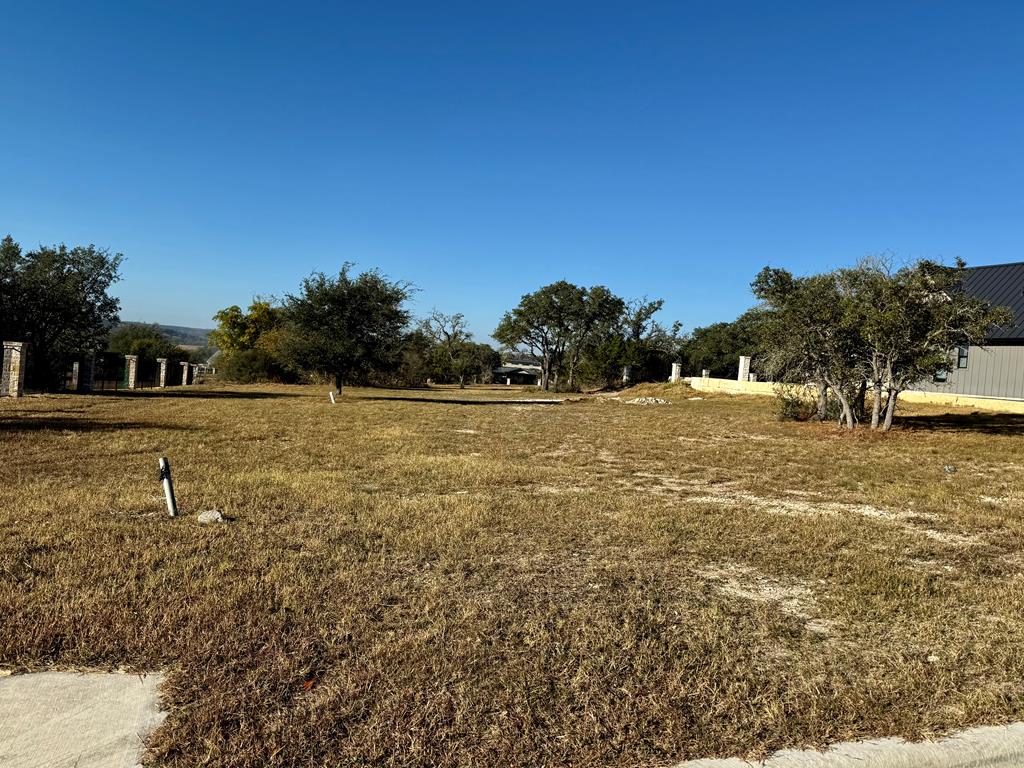 1018 Comanche Hills Drive Kerrville TX 78028