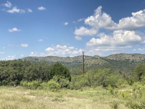 000 Mockingbird Lane Camp Wood TX 78833