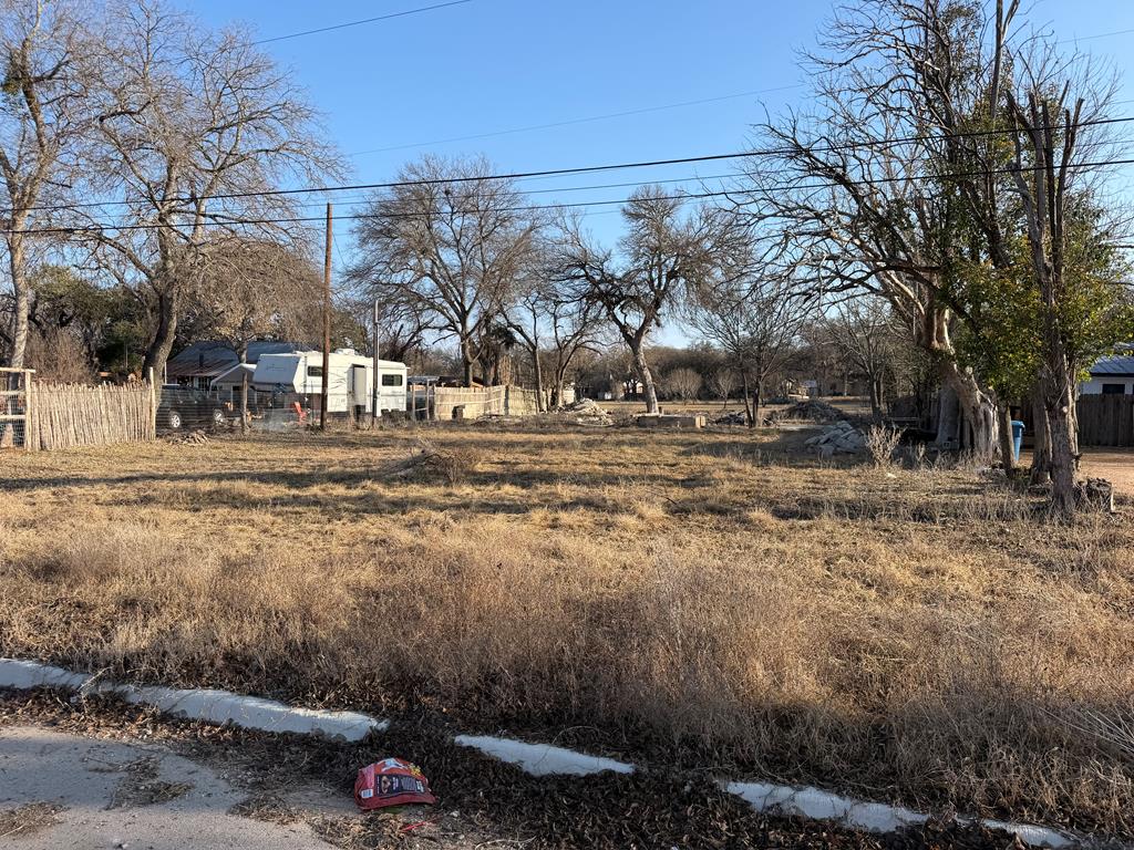 1222 5th Street Kerrville TX 78028