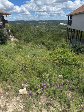123 Mesa Del Sol Kerrville TX 78028