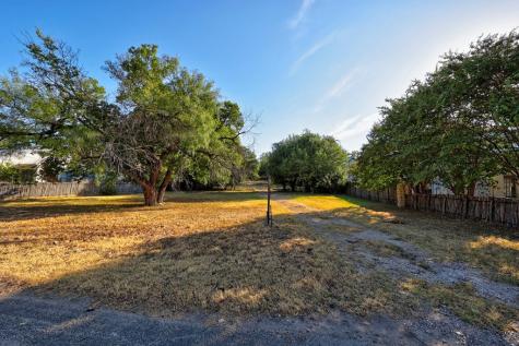 513/515 Main Street Fredericksburg TX 78624