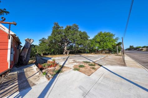 513/515 Main Street Fredericksburg TX 78624
