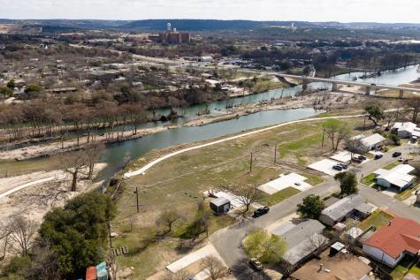 2106 Waterfront Kerrville TX 78028