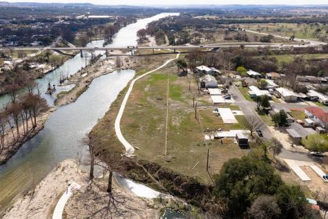 2106 Waterfront Kerrville TX 78028