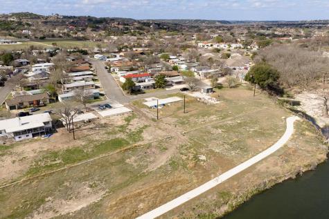 2106 Waterfront Kerrville TX 78028