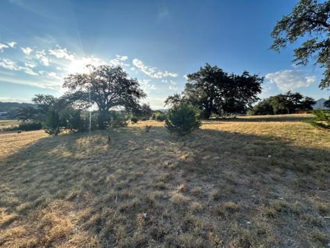 105 Lakebridge Trail West Ingram TX 78025