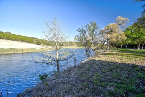 109 Hubble Lane Kerrville TX 78028