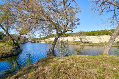 109 Hubble Lane Kerrville TX 78028