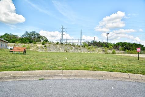 306 Vantage Circle Kerrville TX 78028
