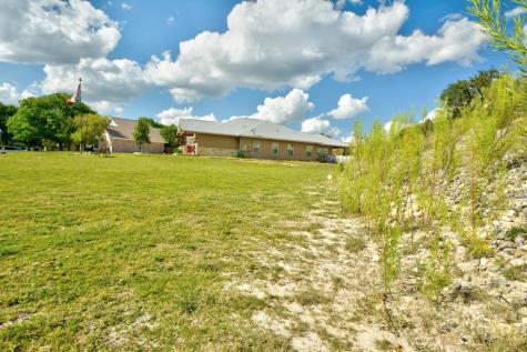 306 Vantage Circle Kerrville TX 78028