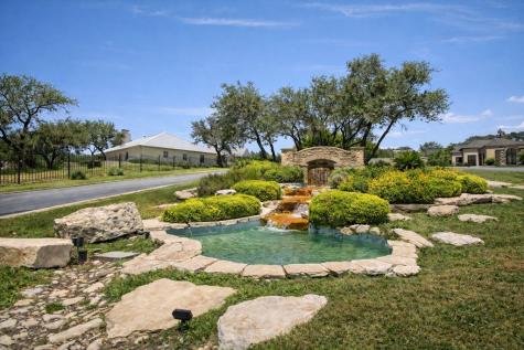 2005 Cordoba Avenue Kerrville TX 78028