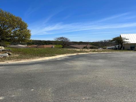 2005 Cordoba Avenue Kerrville TX 78028