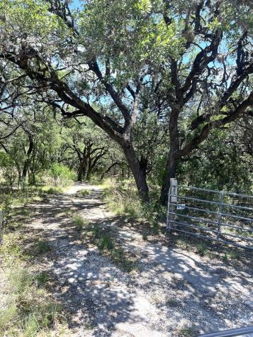 430 Fm 2748 Concan TX 78838